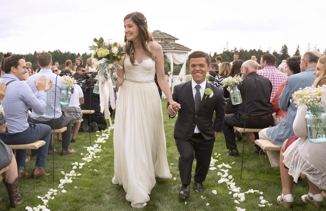 Zach and Tori Roloff Walking Down the Aisle